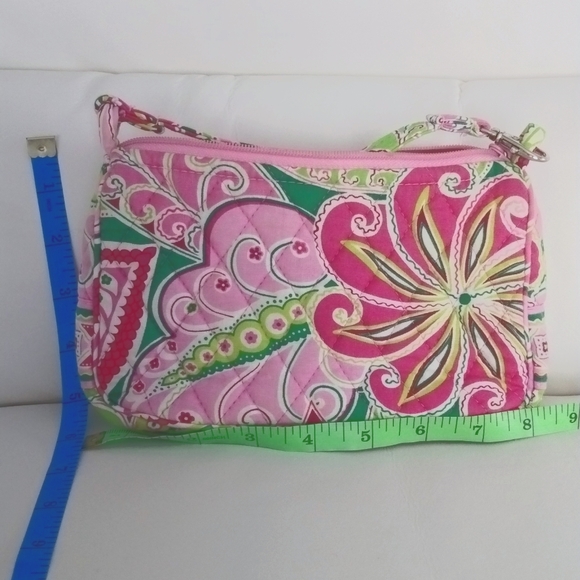Vera Bradley purse “Pinwheel Pink” Retired Pattern - Picture 3 of 6
